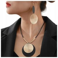 Komplet Biżuterii Kolczyki Naszyjnik Kolor Złoty Czarny Kółka Koła Modny