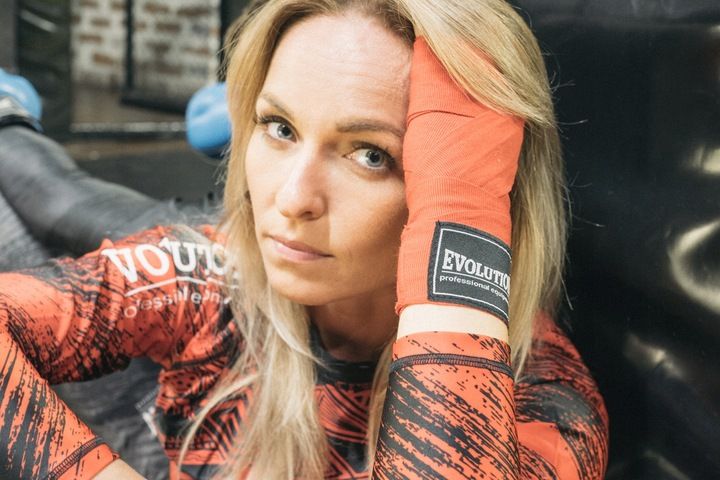 RĘKAWICE BOKSERSKIE SPARINGOWE EVOLUTION 8 OZ róż zdjęcie 6