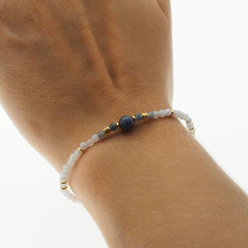 Bransoletka - cięty Chalcedon, Szafir i srebro złocone na Arena.pl