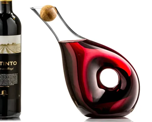 Karafka do Wina lub Wody TWISTED - Elegancki Design do Twojej Kuchni na Arena.pl