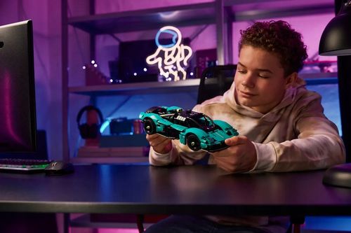 42208 - lego technic - aston martin valkyrie na Arena.pl