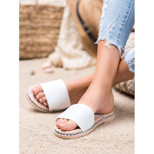 Tekstylne Białe Klapki r.39 na Arena.pl