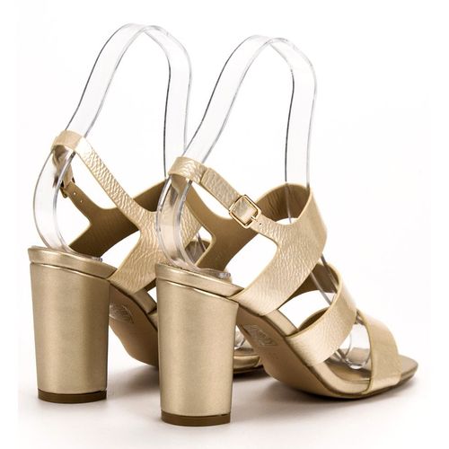 Lakierowane Sandałki r.40 na Arena.pl