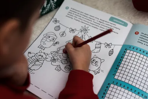 Bazgraki Czekają Na Święta na Arena.pl