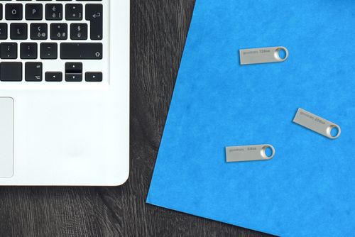 Pendrive GOODRAM 64 GB UNO3 Silver USB 3.2 na Arena.pl