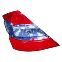 LAMPA TYLNA PRAWA MERCEDES S W221 2006 2007 2008 2009 2010 2011 2012
