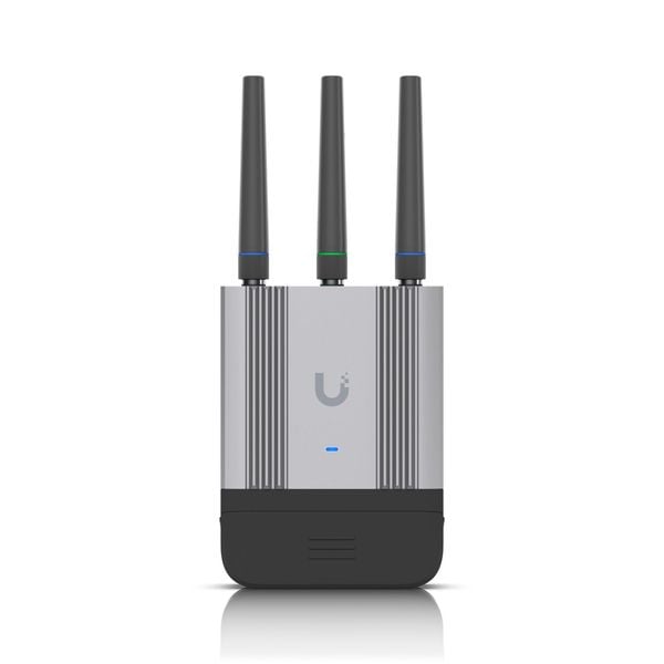Ubiquiti Compact and ruggedized LTE zdjęcie 1