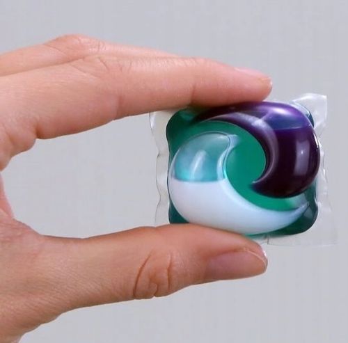 Kapsułki do prania kolorów Ariel all in one Pods 63 szt. na Arena.pl