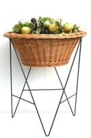 Metalowy stojak ekspozycyjny z Misą Wiklinową Ø65 H75 cm