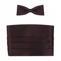 Czekoladowy pas smokingowy z muszką męską