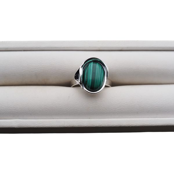 Pierścionek regulowany z owalnym Malachitem w srebrze oksydowanym zdjęcie 5