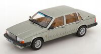 TRIPLE9 VOLVO 760 1985 Light green metallic 1:18 PROMOCJA
