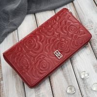 portfel damski skórzany w kwiaty czerwony z metalowym logo paolo peruzzi