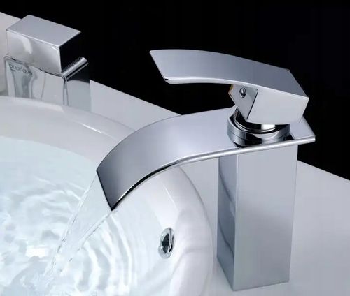 BATERIA UMYWALKOWA STOJĄCA WODOSPAD CUBIC ŁAZIENKOWA KRAN DO UMYWALKI CHROM na Arena.pl