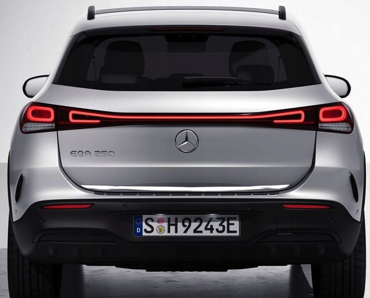 Mercedes EQA 2021+ Listwa CHROM na Klapę zdjęcie 6