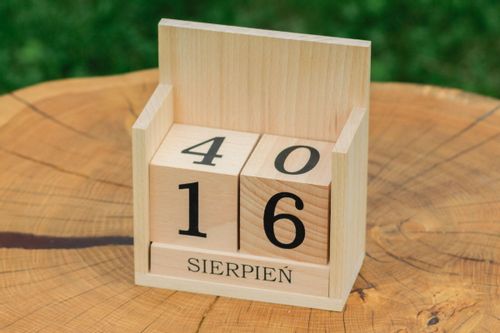 Wieczny kalendarz z drewna #1 na Arena.pl