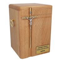 Piękna urna z litego drewna z krzyżem i uchwytami / Plkietka