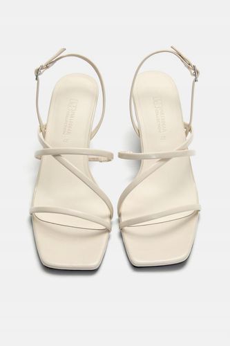 Sandały na obcasie z paskami Pull&Bear R39 na Arena.pl