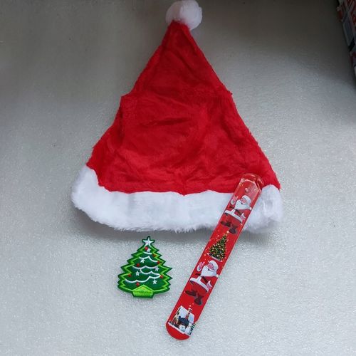 Czapka Mikołaja z ciepłego pluszu na Arena.pl