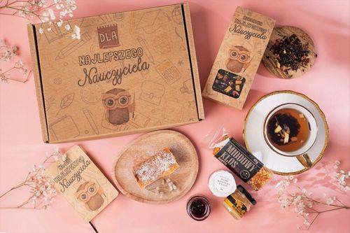 PREZENT NA DZIEŃ NAUCZYCIELA ZESTAW PREZENTOWY GOTOWY W PUDEŁKU Z NADRUKIEM na Arena.pl