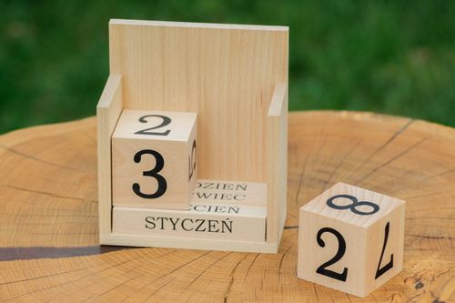 Wieczny kalendarz z drewna #1 na Arena.pl