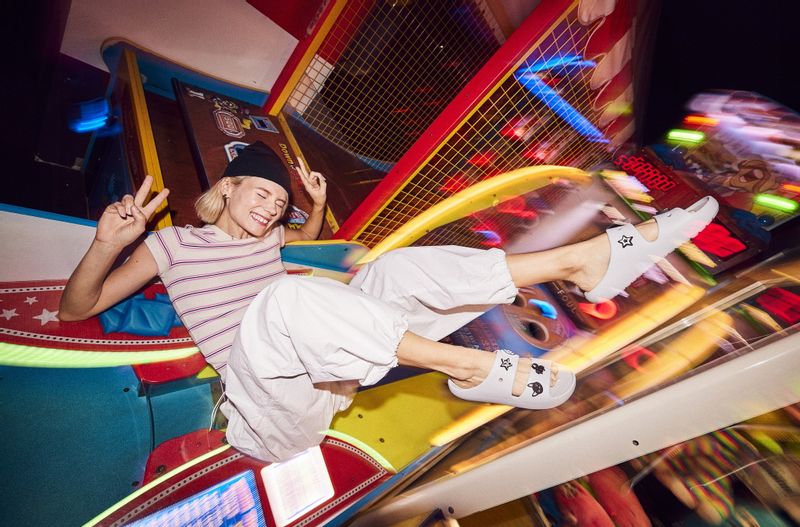 Damskie Buty Klapki Crocs Classic V2 209403 Sandal 41-42 zdjęcie 13