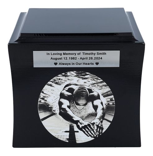 Urna tematyczna dla pływaka Czarny / Wzór1 / Tabliczka na Arena.pl