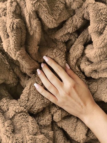 GRUBY KOC PLED NARZUTA DWUSTRONNA TŁOCZONY SKANDYNAWSKI ARIES 150x200 BEŻ na Arena.pl