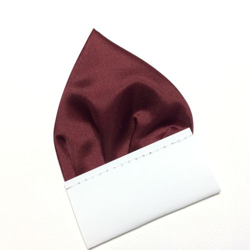 Bordowa poszetka trójkątna "Wypustka" na Arena.pl