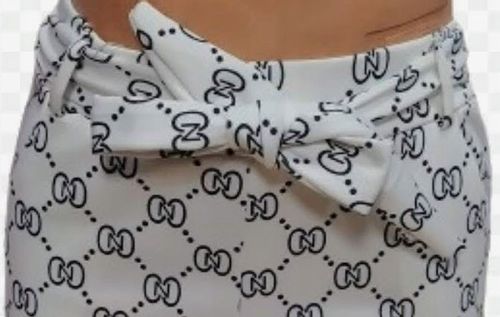 SPODNIE ELASTYCZNE Z KIESZENIAMI ozdobnym PASKIEM jasne z wzorkiem S/M na Arena.pl