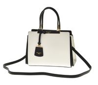 torebka gallantry – elegancja w kolorach bieli i czarnego