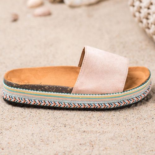 Klapki Na Platformie r.38 na Arena.pl