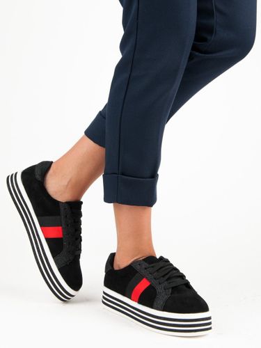 TRAMPKI NA PLATFORMIE VICES Rozmiar - 40 na Arena.pl