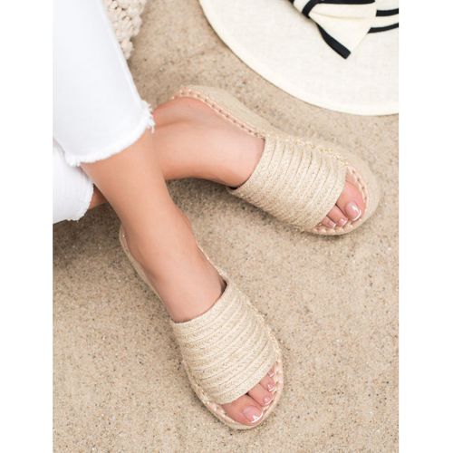 Ll909be r.40 na Arena.pl