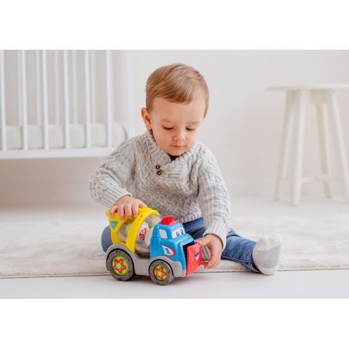 Piłeczkowy benio na Arena.pl