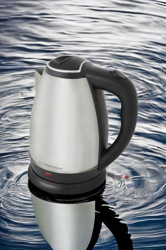 CZAJNIK ELEKTRYCZNY BEZPRZEWODOWY 1,8L 1800W NIERDZEWNA STAL STYLOWY DESIGN na Arena.pl