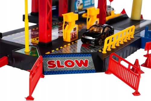 Garaż Parking Samochodowy 4-piętrowy Zjeżdżalnia dla Autek 4 Poziomy Myjnia na Arena.pl