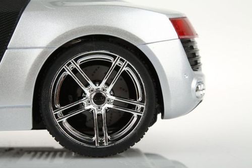 Audi R8 skala 1:18 na Arena.pl