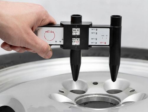 Suwmiarka Miernik do Pomiaru Rozstawu Śrub Felg na Arena.pl