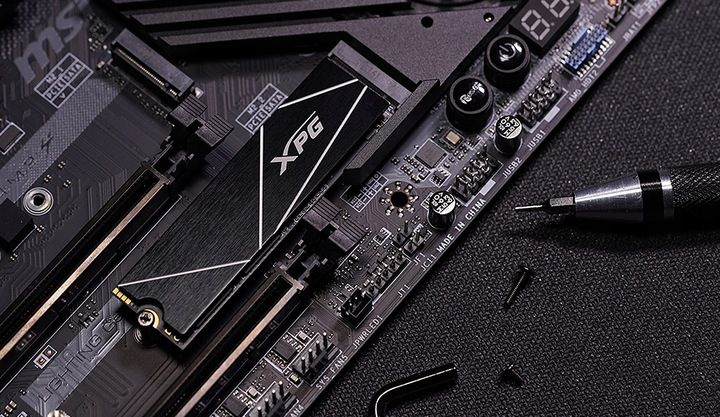 ADATA XPG GAMMIX S70 Blade SSD 1TB PCIe M.2 PS5 zdjęcie 3
