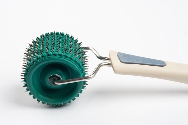 Aplikator LYAPKO WAŁEK z igłami do masażu twarzy ZIELONY + GRATIS zdjęcie 2