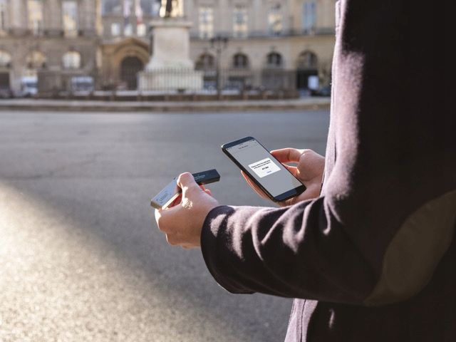 Bezpieczny portfel kryptowalut, Ledger Nano S Plus zdjęcie 2