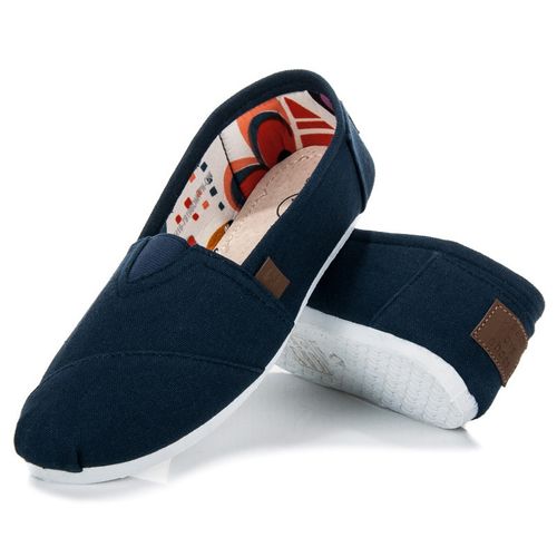 Wsuwane Trampki r.39 na Arena.pl