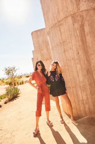 Damskie Buty Sandały Platforma Crocs Brooklyn 207431 Low Wedge 41-42 na Arena.pl