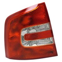 LAMPA TYLNA LEWA SKODA OCTAVIA II 2005 2006 2007 2008 2009 2010 2011 2012