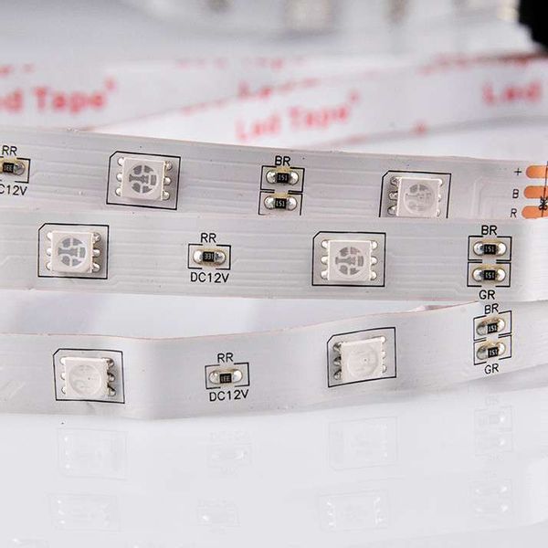 Ozdobna taśma LED RGB 314437 Polux 14W IP20 6500K zdjęcie 4