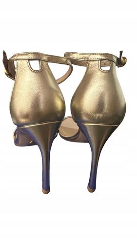 Sandały Stuart Weitzman Nudistsong 37.5 na Arena.pl