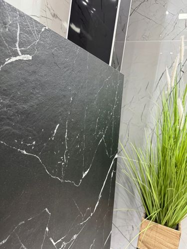 Płytka wielkoformatowa 120x280 czarny marmur mat Nero Marquina gres 6mm na Arena.pl