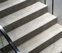 Szare płytki schodowe 30x60 ANTYPOŚLIZGOWE R10