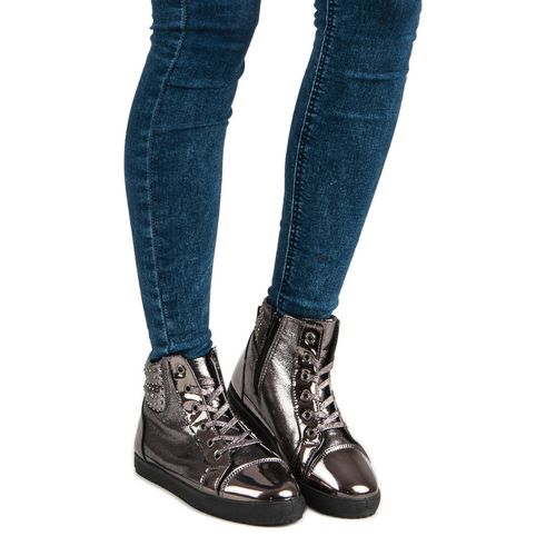 Wiązane sneakersy r.41 na Arena.pl